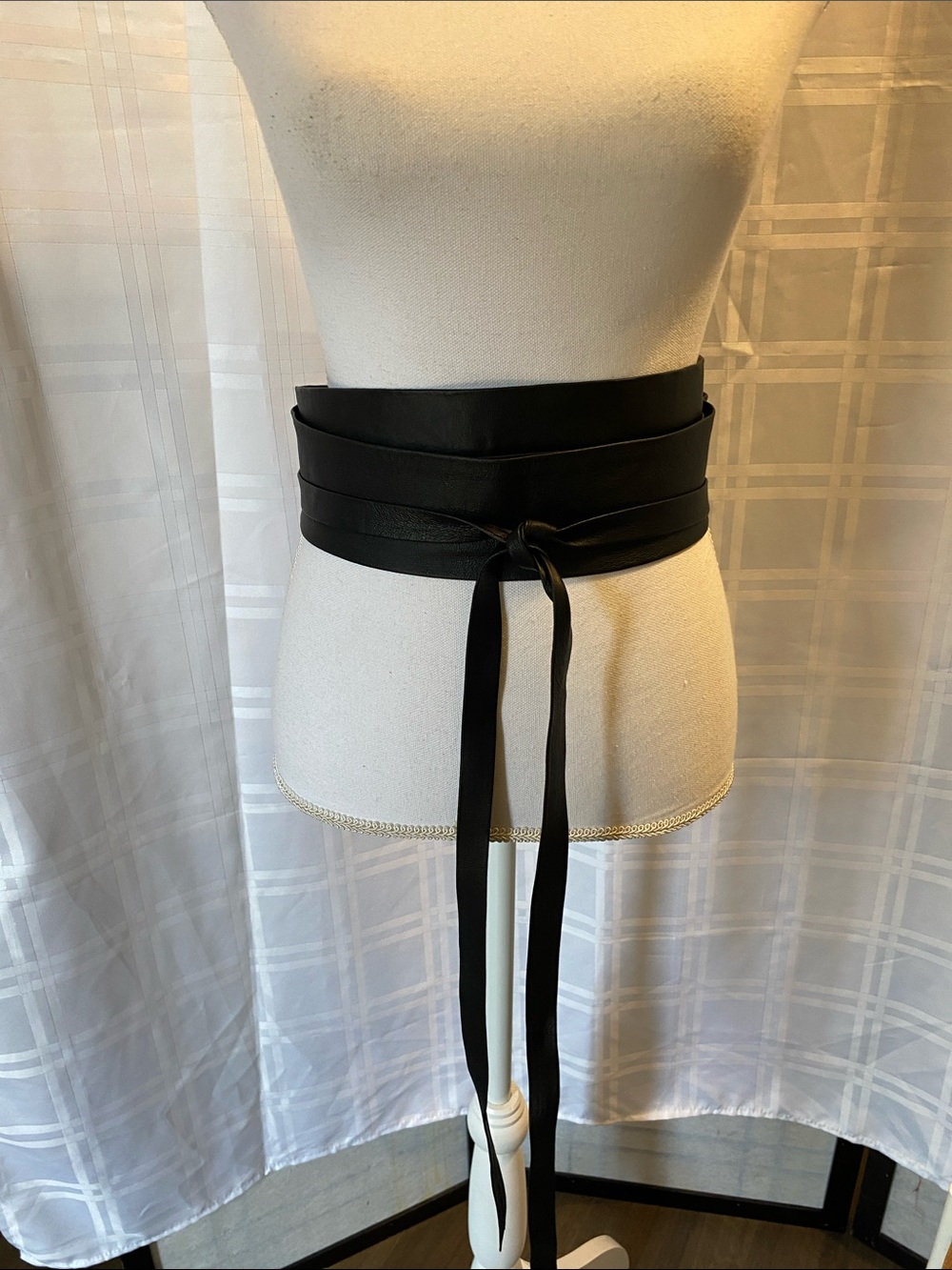 GILI Women's Black Obi Waist Wrap Belt - Classic Wrap Tie - Picture 5 of 6